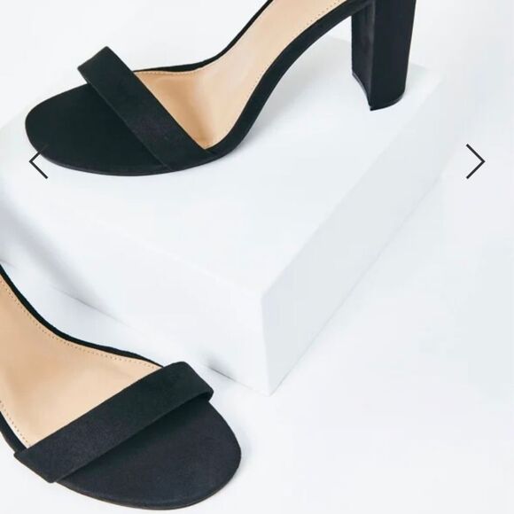Just Fab Lorelai Block Heeled Sandal - Picture 9 of 9
